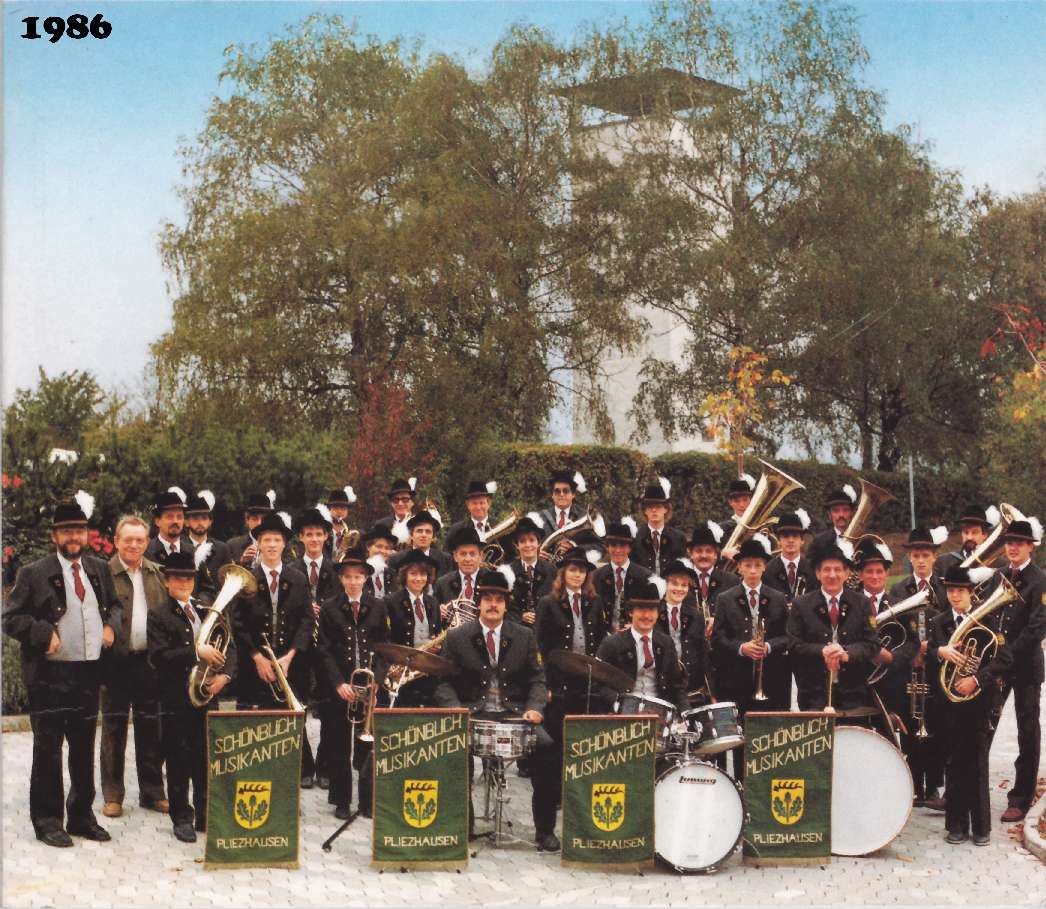 Musikverein Pliezhausen 1986 -Gruppenbild Zweieichenturm